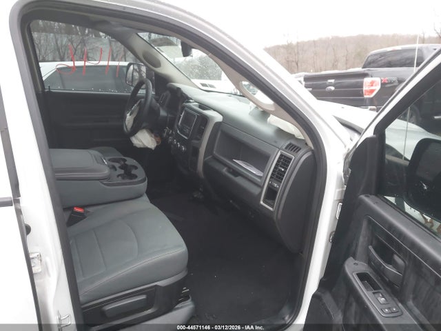 44571146 :رقم المزاد ، 1C6RR7FG7FS703898 vin ، 2015 Ram 1500 Tradesman مزاد بيع