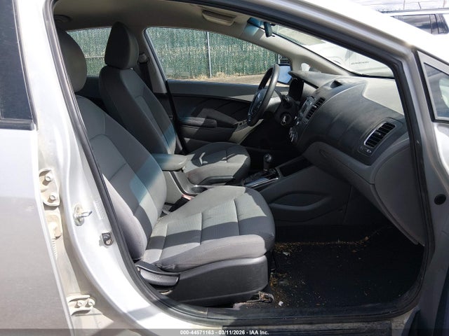 Продаж на аукціоні авто 2017 Kia Forte Lx, vin: 3KPFK4A71HE049248, номер лоту: 44571163