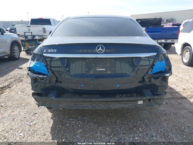 Aukcja sprzedaży 2018 Mercedes-benz E 300, vin: WDDZF4JB1JA319390, numer aukcji: 44571184