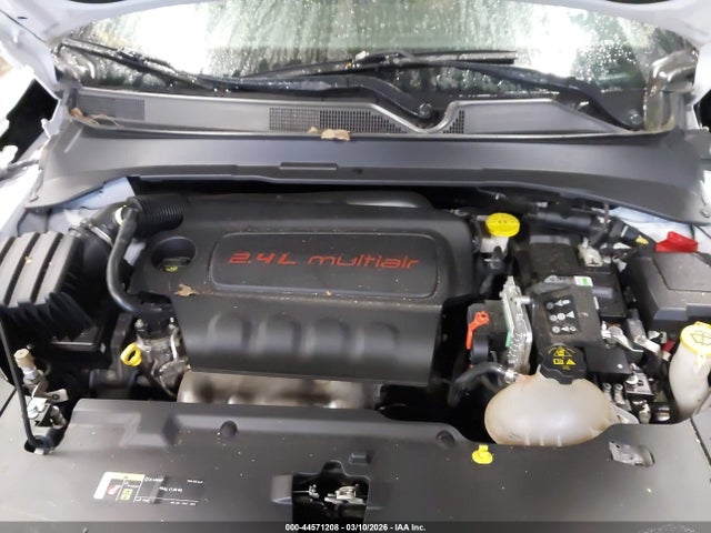 44571208 :رقم المزاد ، 3C4NJDCB0NT172398 vin ، 2022 Jeep Compass High Altitude 4x4 مزاد بيع