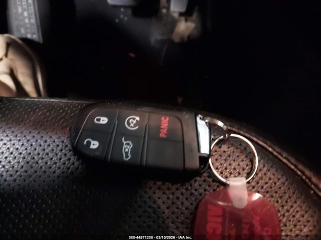 44571208 :رقم المزاد ، 3C4NJDCB0NT172398 vin ، 2022 Jeep Compass High Altitude 4x4 مزاد بيع