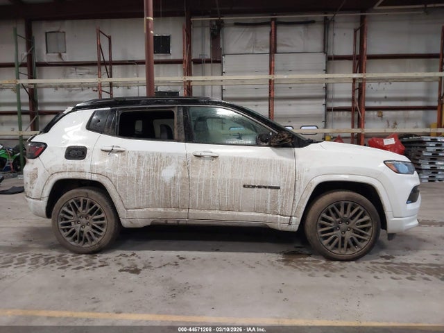 44571208 :رقم المزاد ، 3C4NJDCB0NT172398 vin ، 2022 Jeep Compass High Altitude 4x4 مزاد بيع