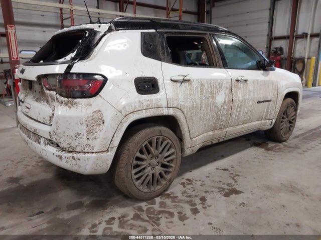 44571208 :رقم المزاد ، 3C4NJDCB0NT172398 vin ، 2022 Jeep Compass High Altitude 4x4 مزاد بيع