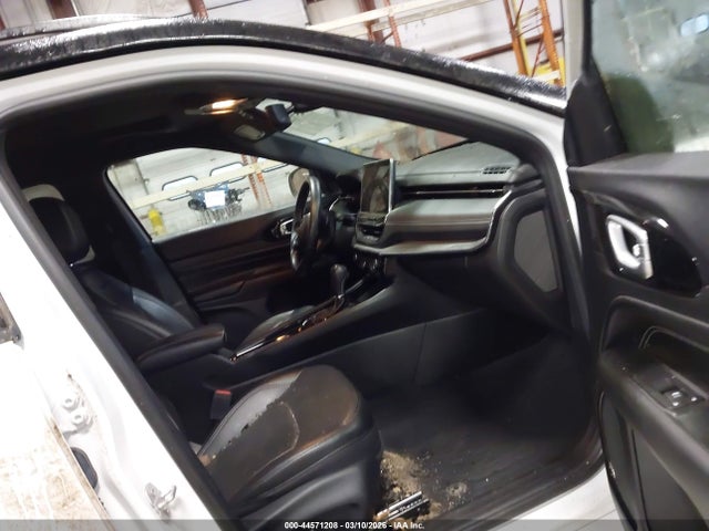 44571208 :رقم المزاد ، 3C4NJDCB0NT172398 vin ، 2022 Jeep Compass High Altitude 4x4 مزاد بيع