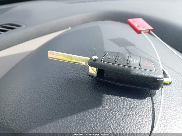 2013 HYUNDAI SANTA FE 5XYZT3LB2DG056065 Photo 10