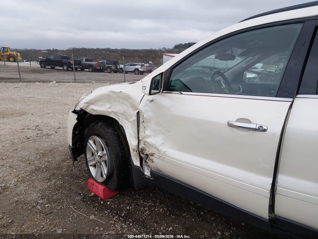 1GNKVHKD1EJ334555 Chevrolet Traverse 2lt