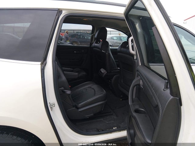 1GNKVHKD1EJ334555 Chevrolet Traverse 2lt
