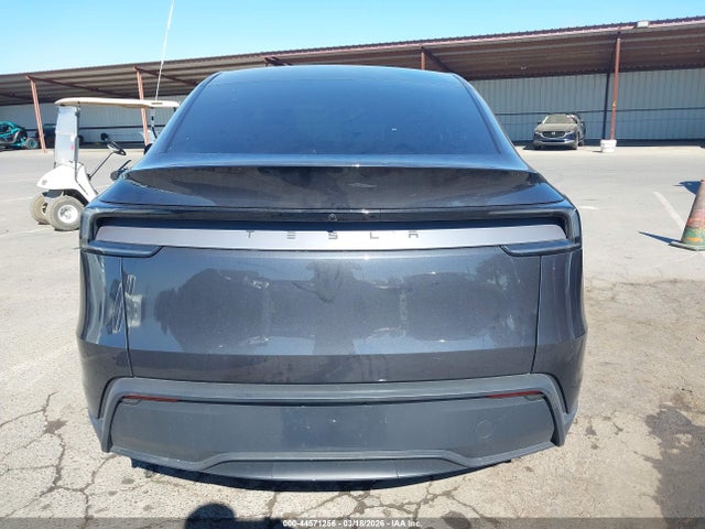 7SAYGDED5TF404728 Tesla Model Y Premium Rear-wheel Drive/standard Rear-wheel Drive