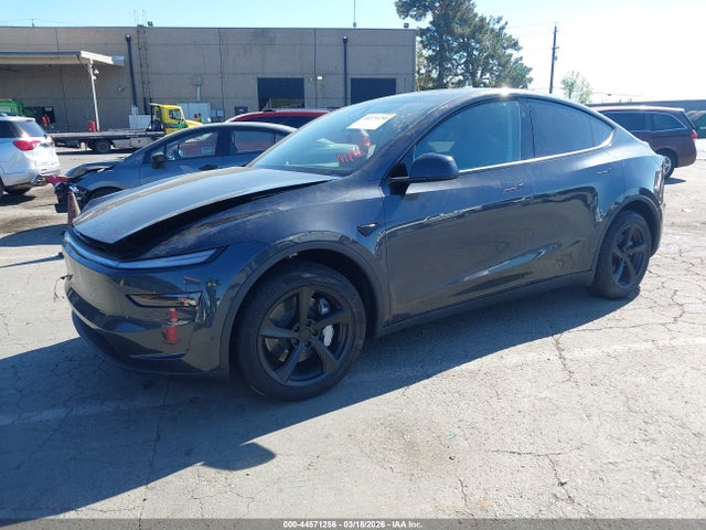 7SAYGDED5TF404728 Tesla Model Y Premium Rear-wheel Drive/standard Rear-wheel Drive