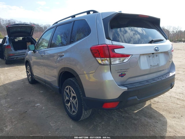 2022 SUBARU FORESTER JF2SKAEC9NH502088 Photo 2