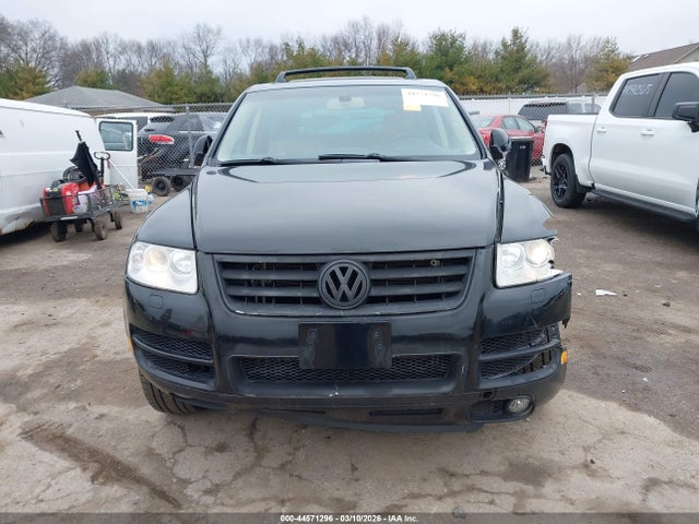 44571296 :رقم المزاد ، WVGBG77L05D018006 vin ، 2005 Volkswagen Touareg V6 مزاد بيع