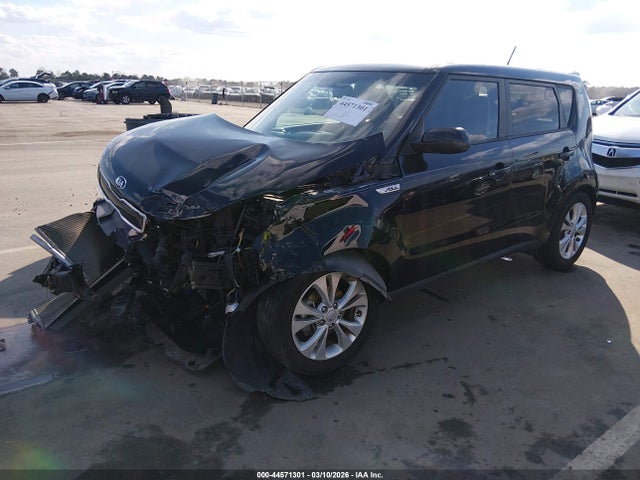 44571301 :رقم المزاد ، KNDJP3A5XF7183211 vin ، 2015 Kia Soul + مزاد بيع