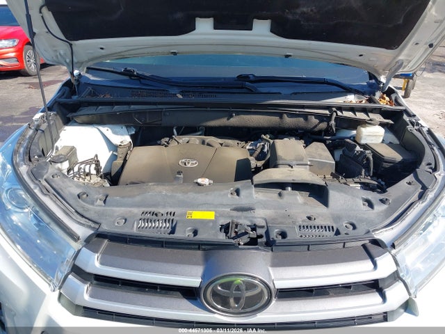 2019 TOYOTA HIGHLANDER 5TDKZRFHXKS320801 Photo 9