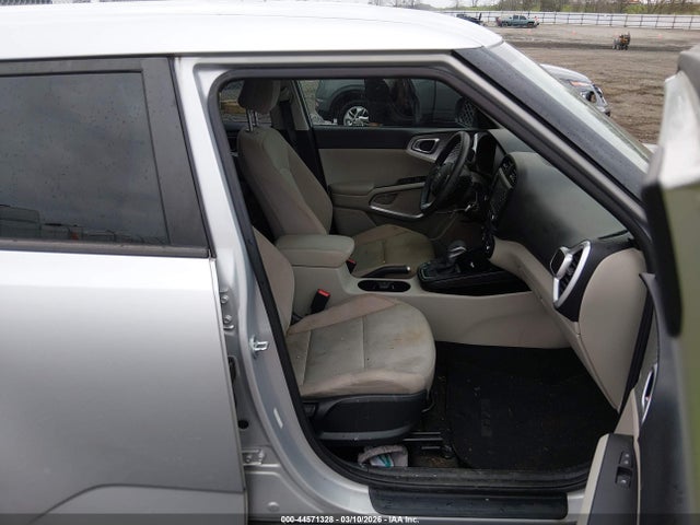 2020 KIA SOUL KNDJ23AU5L7046730 Photo 4