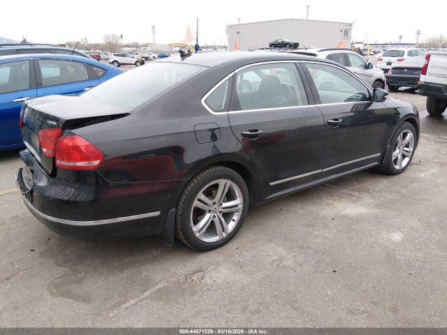 Продаж на аукціоні авто 2015 Volkswagen Passat 2.0l Tdi Sel Premium, vin: 1VWCV7A30FC053799, номер лоту: 44571329