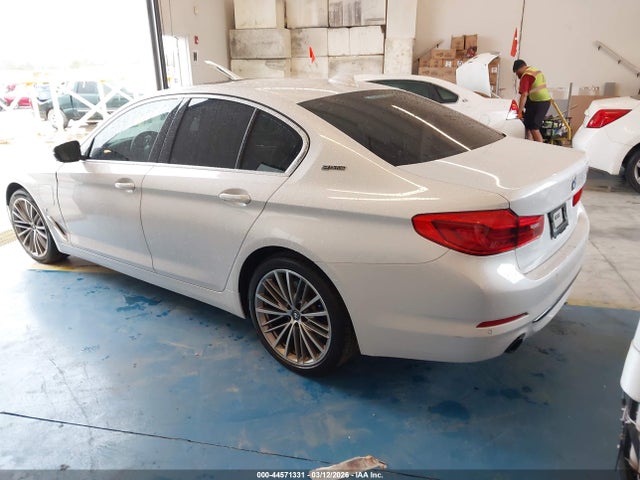 Продажа на аукционе авто 2019 Bmw 530e Iperformance, vin: WBAJA9C5XKB392776, номер лота: 44571331