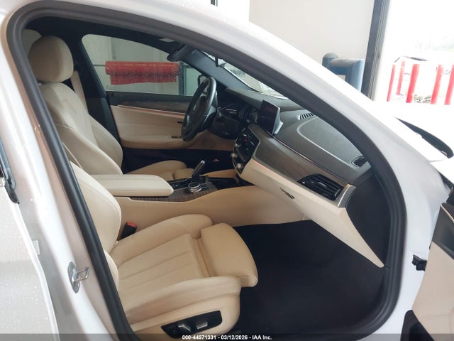 Продажа на аукционе авто 2019 Bmw 530e Iperformance, vin: WBAJA9C5XKB392776, номер лота: 44571331