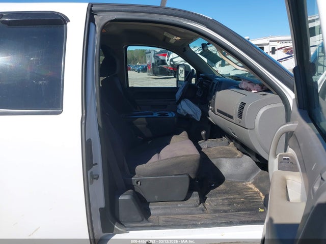 2011 CHEVROLET SILVERADO 2500HD 1GC2KVCG8BZ148758 Photo 4