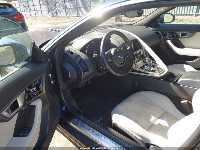 2017 JAGUAR F-TYPE SAJWA6ATXH8K44594 Photo 7