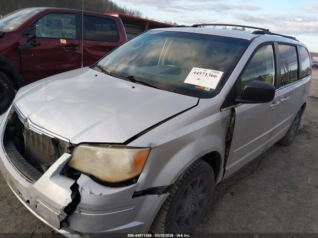 Aukcja sprzedaży 2010 Chrysler Town & Country Lx, vin: 2A4RR4DE3AR173779, numer aukcji: 44571366