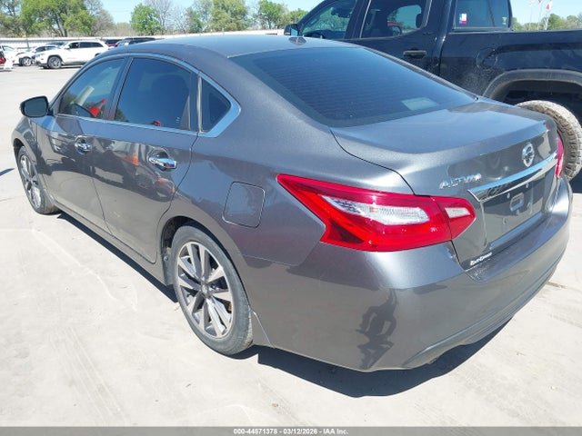 2017 Nissan Altima 2.5 Sl მანქანა იყიდება აუქციონზე, vin: 1N4AL3AP2HC229143, აუქციონის ნომერი: 44571378