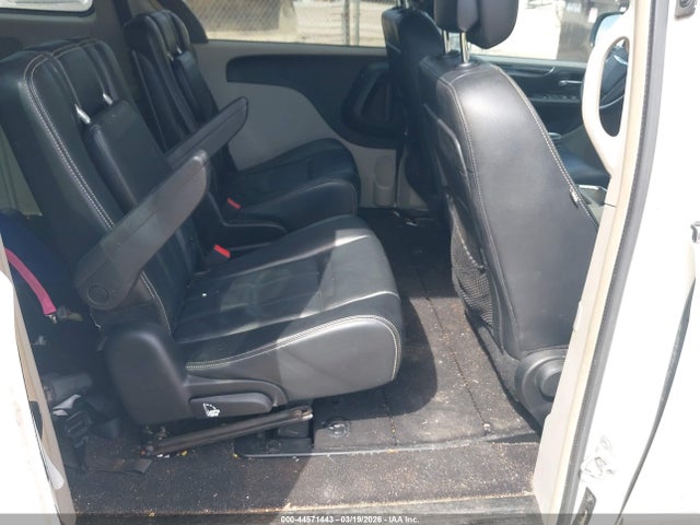 Продажа на аукционе авто 2013 Chrysler Town & Country Touring, vin: 2C4RC1BG1DR675155, номер лота: 44571443