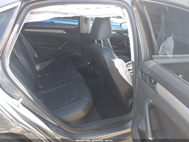 2021 Volkswagen Passat 2.0t Se მანქანა იყიდება აუქციონზე, vin: 1VWSA7A37MC001039, აუქციონის ნომერი: 44571462