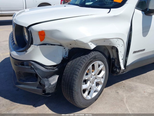 Продаж на аукціоні авто 2018 Jeep Renegade Latitude Fwd, vin: ZACCJABBXJPH61984, номер лоту: 44571489