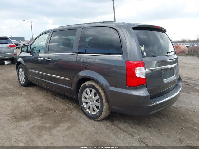 44571510 :رقم المزاد ، 2C4RC1BG8FR727576 vin ، 2015 Chrysler Town & Country Touring مزاد بيع