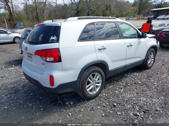 5XYKT3A60FG555800 KIA SORENTO LX