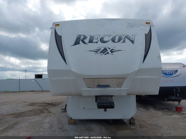 44571600 :رقم المزاد ، 1UJCJSCV4B1TC0069 vin ، 2011 Jayco Cx39c مزاد بيع