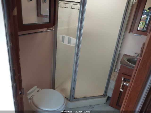 44571600 :رقم المزاد ، 1UJCJSCV4B1TC0069 vin ، 2011 Jayco Cx39c مزاد بيع