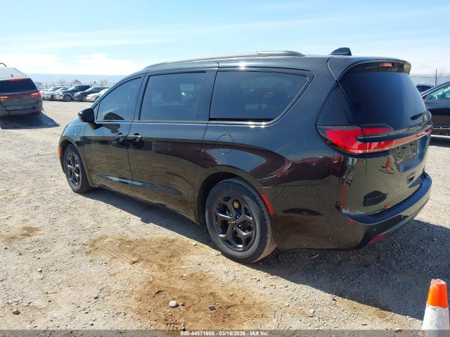 2024 CHRYSLER PACIFICA HYBRID 2C4RC1S71RR103140 Photo 2