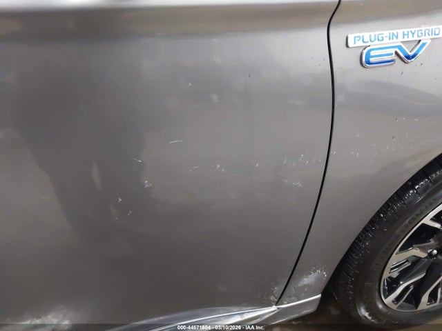 Продаж на аукціоні авто 2018 Mitsubishi Outlander Phev Sel, vin: JA4J24A56JZ067077, номер лоту: 44571604