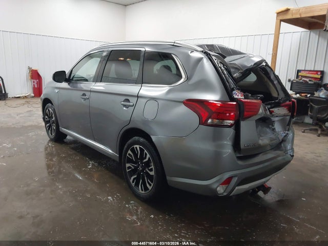2018 MITSUBISHI OUTLANDER PHEV JA4J24A56JZ067077 Photo 2