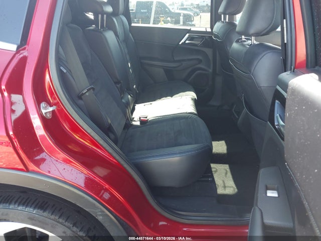 Продаж на аукціоні авто 2022 Mitsubishi Outlander Black Edition S-awc/se 2.5 S-awc/se Launch Edition S-awc, vin: JA4J4UA83NZ020941, номер лоту: 44571644