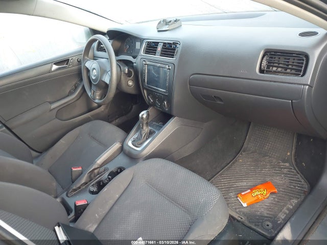 Продажа на аукционе авто 2011 Volkswagen Jetta 2.0l S, vin: 3VW2K7AJ9BM308316, номер лота: 44571661