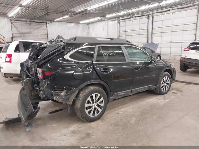 44571693 :رقم المزاد ، 4S4BTADC5M3173071 vin ، 2021 Subaru Outback Premium مزاد بيع