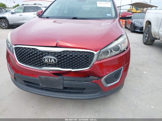 44571707 :رقم المزاد ، 5XYPG4A38GG168225 vin ، 2016 Kia Sorento 2.4l Lx مزاد بيع
