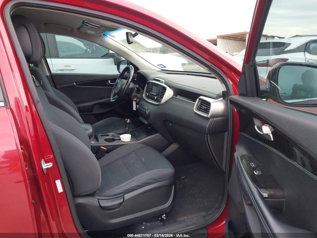 44571707 :رقم المزاد ، 5XYPG4A38GG168225 vin ، 2016 Kia Sorento 2.4l Lx مزاد بيع