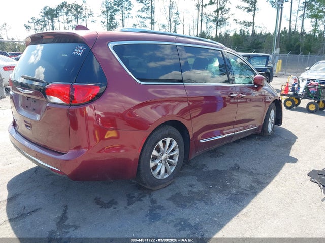 Продаж на аукціоні авто 2018 Chrysler Pacifica Touring L, vin: 2C4RC1BG7JR133070, номер лоту: 44571722