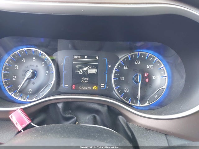 Продаж на аукціоні авто 2018 Chrysler Pacifica Touring L, vin: 2C4RC1BG7JR133070, номер лоту: 44571722