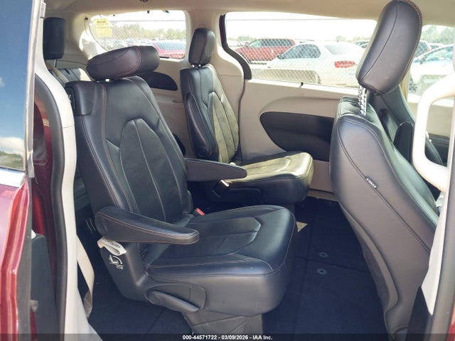 Продаж на аукціоні авто 2018 Chrysler Pacifica Touring L, vin: 2C4RC1BG7JR133070, номер лоту: 44571722