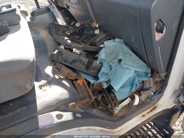 44571723 :رقم المزاد ، JALC4W169H7000748 vin ، 2017 Isuzu Npr Hd Dsl Reg At مزاد بيع