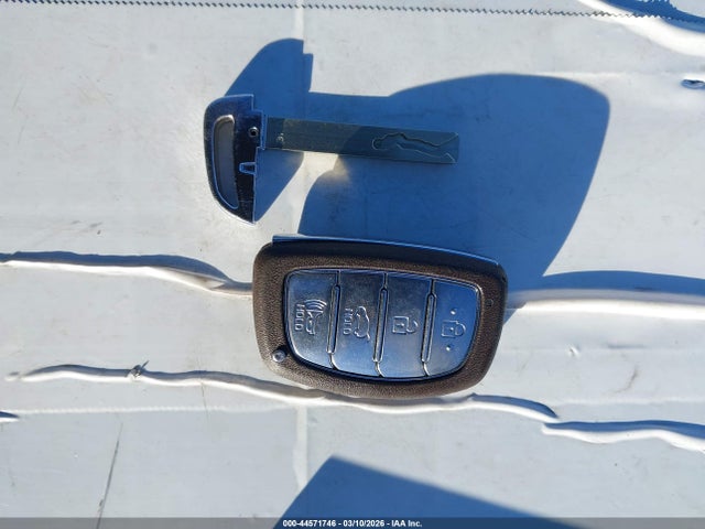 KMHC75LC2KU114701 Hyundai Ioniq Hybrid Sel