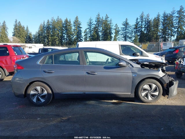KMHC75LC2KU114701 Hyundai Ioniq Hybrid Sel
