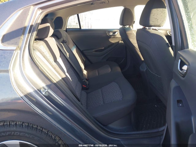 KMHC75LC2KU114701 Hyundai Ioniq Hybrid Sel
