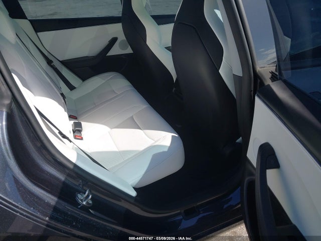 Продажа на аукционе авто 2024 Tesla Model 3 Performance All-wheel Drive, vin: 5YJ3E1ET5RF784777, номер лота: 44571747