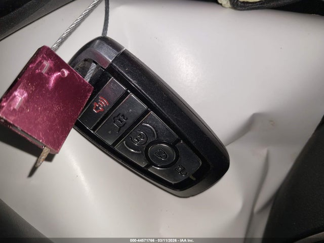 Продажа на аукционе авто 2022 Ford Escape Se, vin: 1FMCU9G68NUA58515, номер лота: 44571766