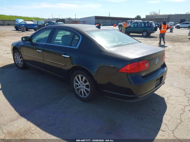 44571777 :رقم المزاد ، 1G4HC5EM6BU136305 vin ، 2011 Buick Lucerne Cxl مزاد بيع